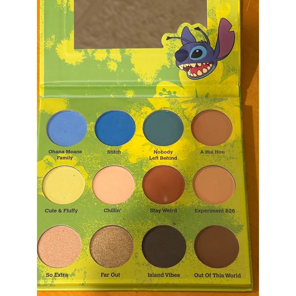Disney Lilo & Stitch Eyeshadow Palette 12 Shades Taste Beauty Blue Yellow Brown